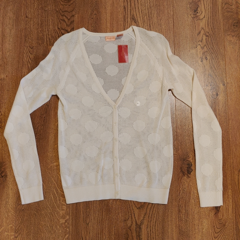 NWT NorthCrest Off-white polka dot cardigan